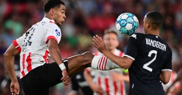 Гакпо е близо до преминаване в Лийдс Потенциалната сума на