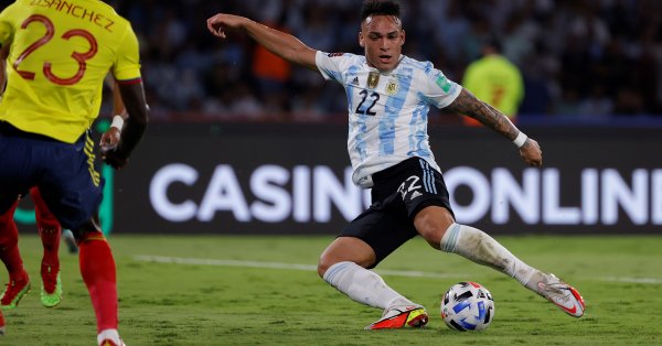 Мачовете на Аржентина ще пропусне и защитникът на Аякс Лисандро