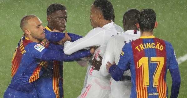 Ден преди да гостува на Ливърпул в четвъртфинален реванш на