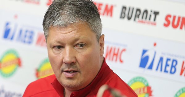 Футболистът на ЦСКА Иван Митрев премина под наем в Ботев