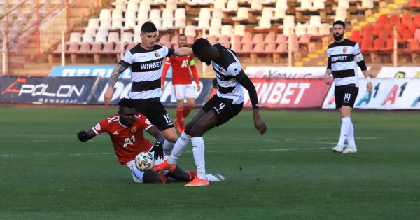 Турски клуб е близо до привличането на нападателя на Локомотив