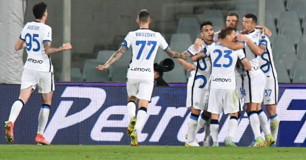 Интер Аталанта мач от шестия кръг на италианската Серия
