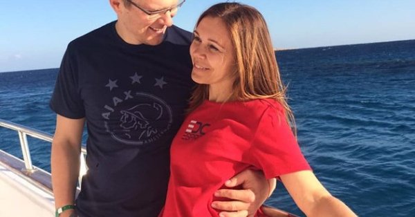 Моята съпруга ми помогна да взема решение когато подписах с