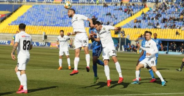 Интерес към него имаше от страна на клубове от Първа