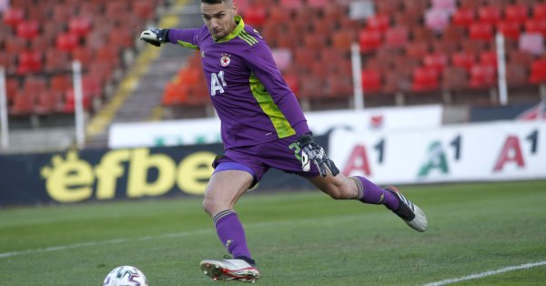 Бразилецът се е готвил у дома като дори качи клип