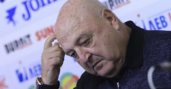 Да така е Много от футболистите ни дадоха положителни проби