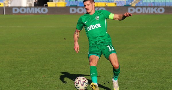 Сега комшиите от Истанбул пишат че интерес към Десподов проявява