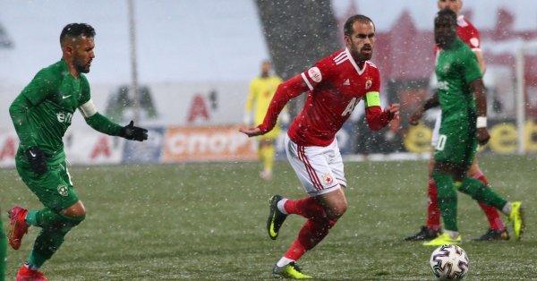 ЦСКА и Лудогорец си врътнаха здраво равенство 1:1 на стадион